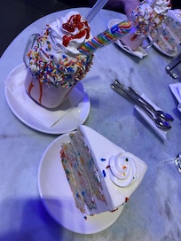 Hollywood cafe! Best!!