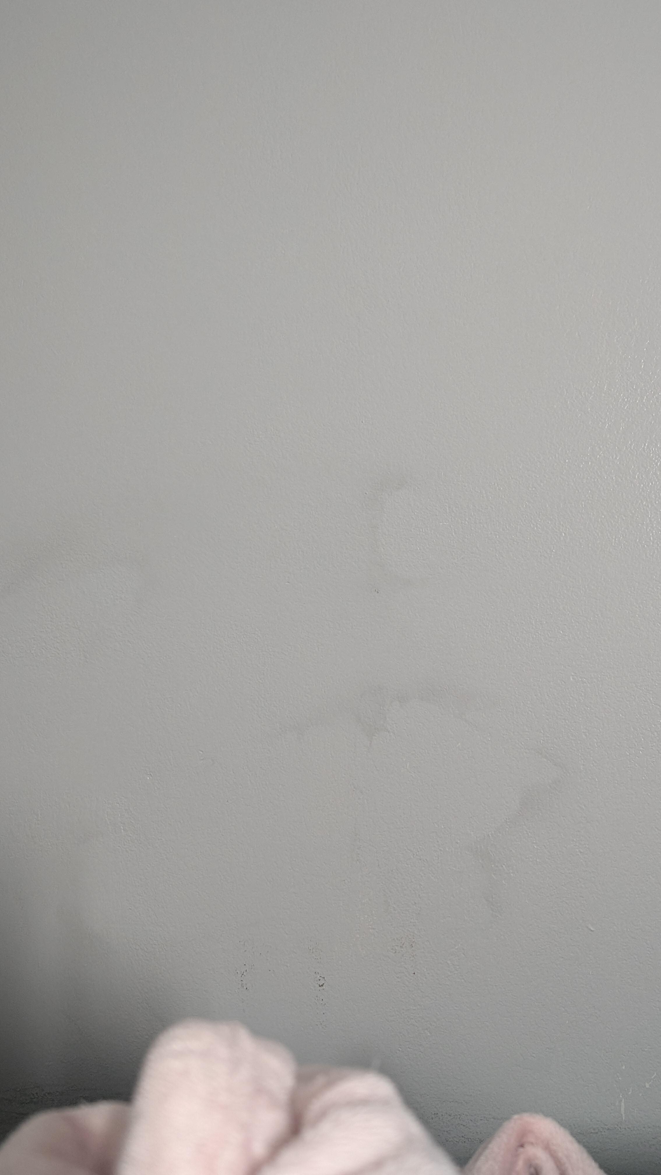 An example of the dirty wall