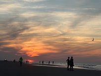 Short 3 minute walk each morning for sunrise.