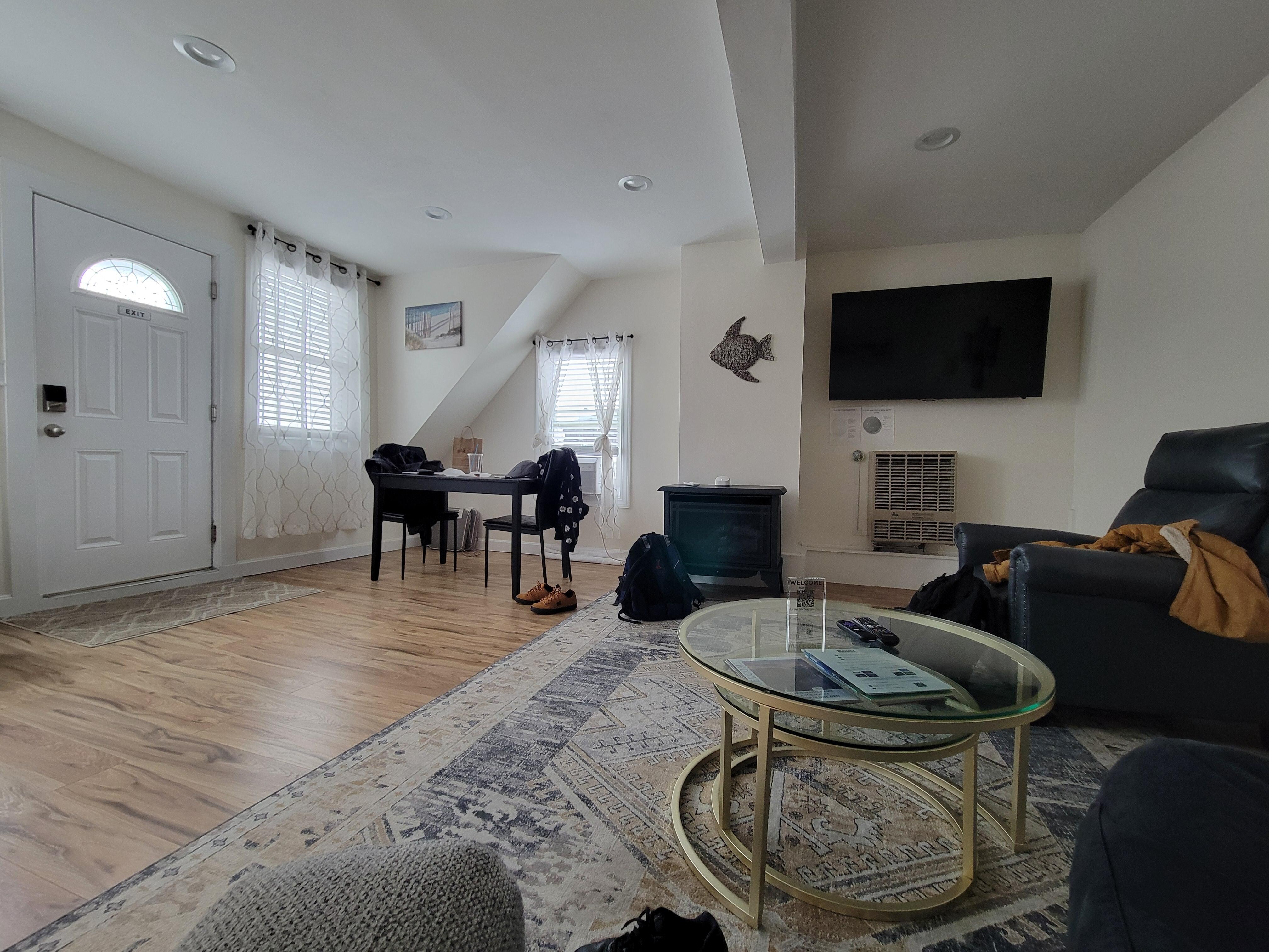 Spacious living room