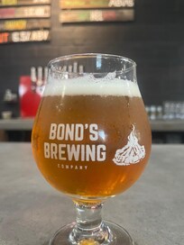 Bonds Brew pub in Buffalo