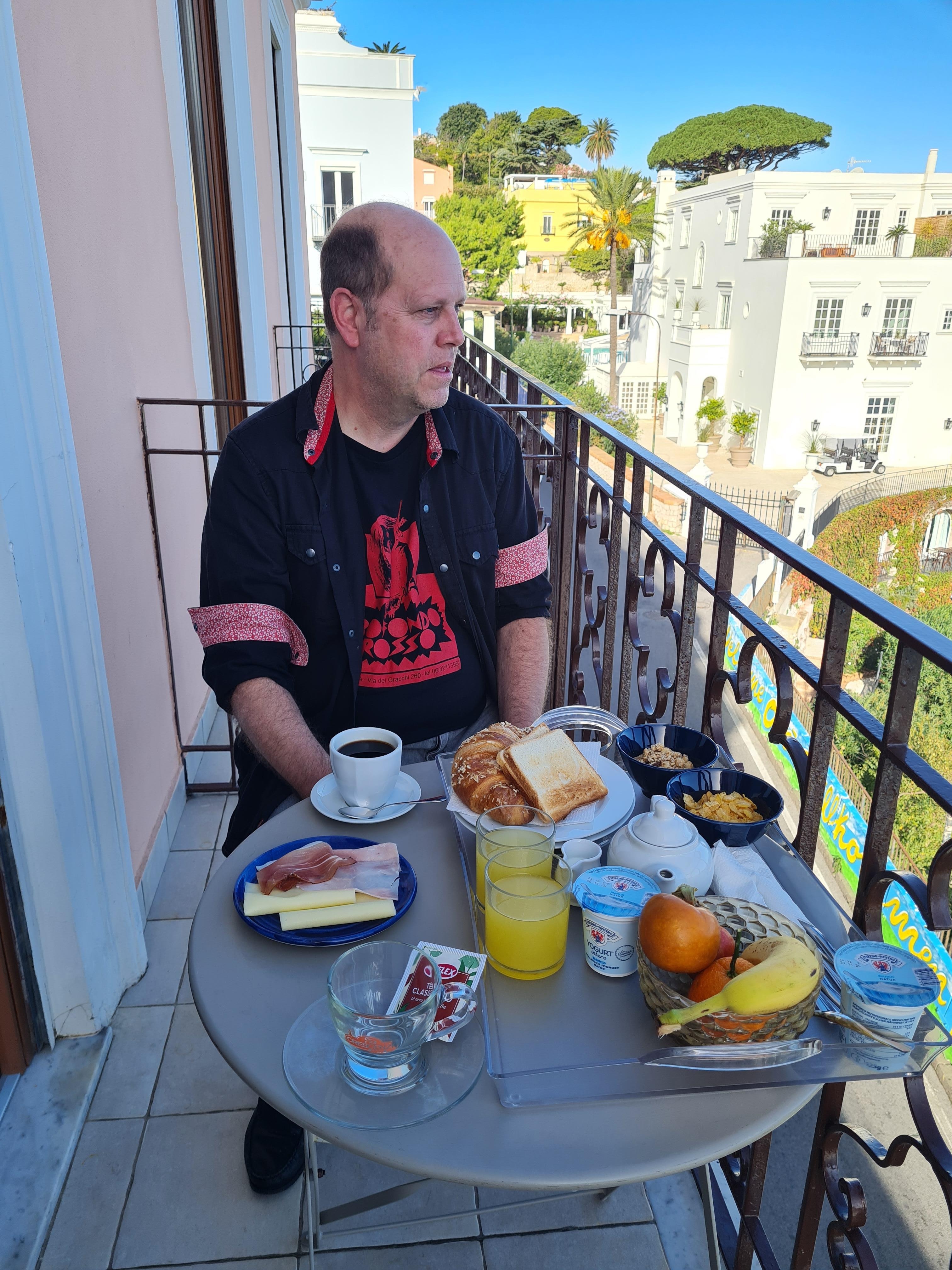 Continental breakfast 