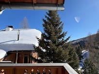 Aussicht vom Balkon mit Kaiserwetter.