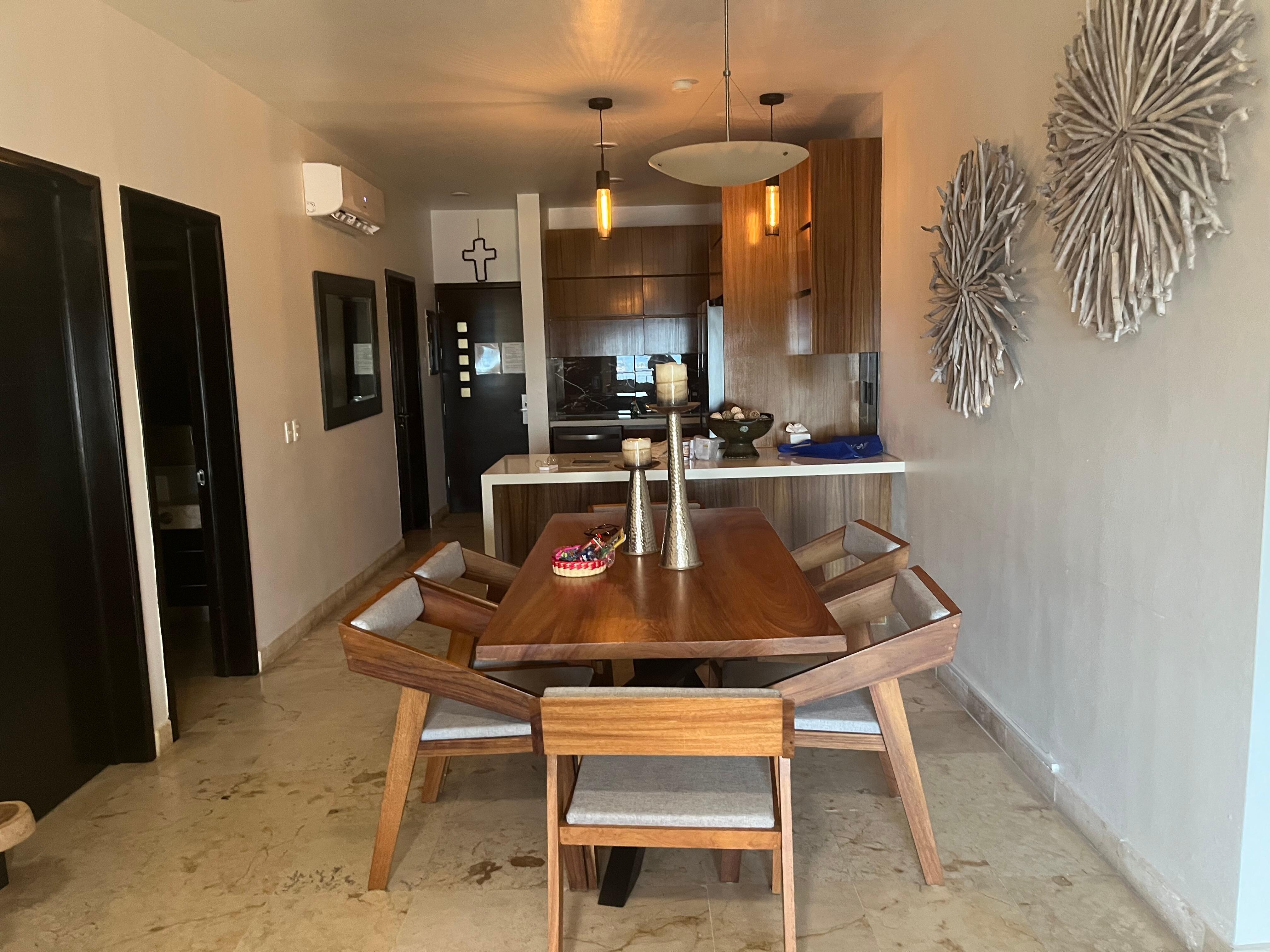 Dining room/ kitchen 