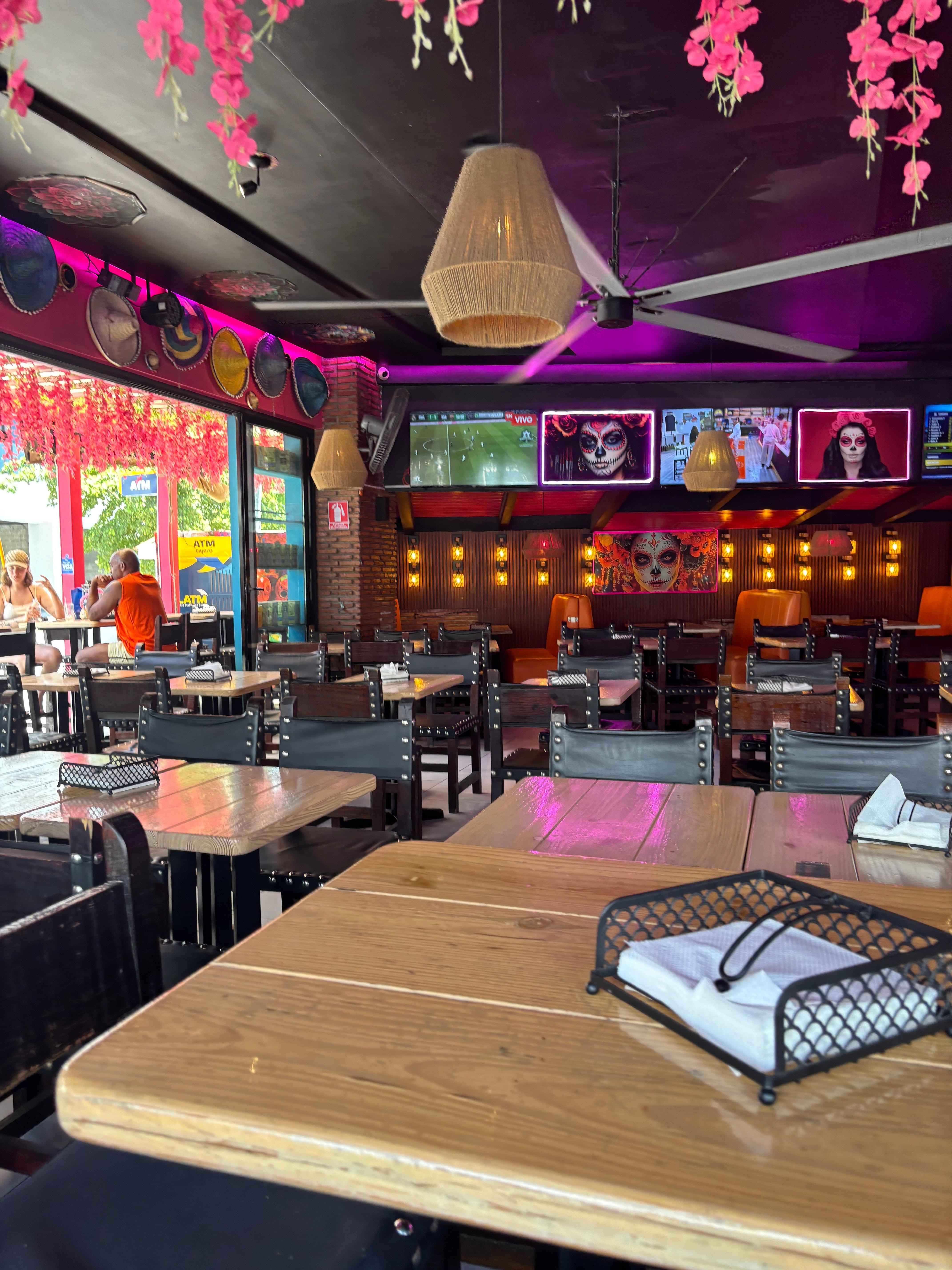Restaurante con desayuno gratis