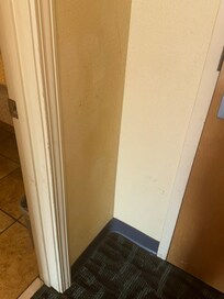 Idk what this is but it definitely has never been cleaned.