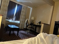 Clean room, ac was a little old but room was clean