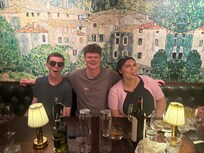 Great food, great drinks, great atmosphere. The staff at Rumari were awesome!