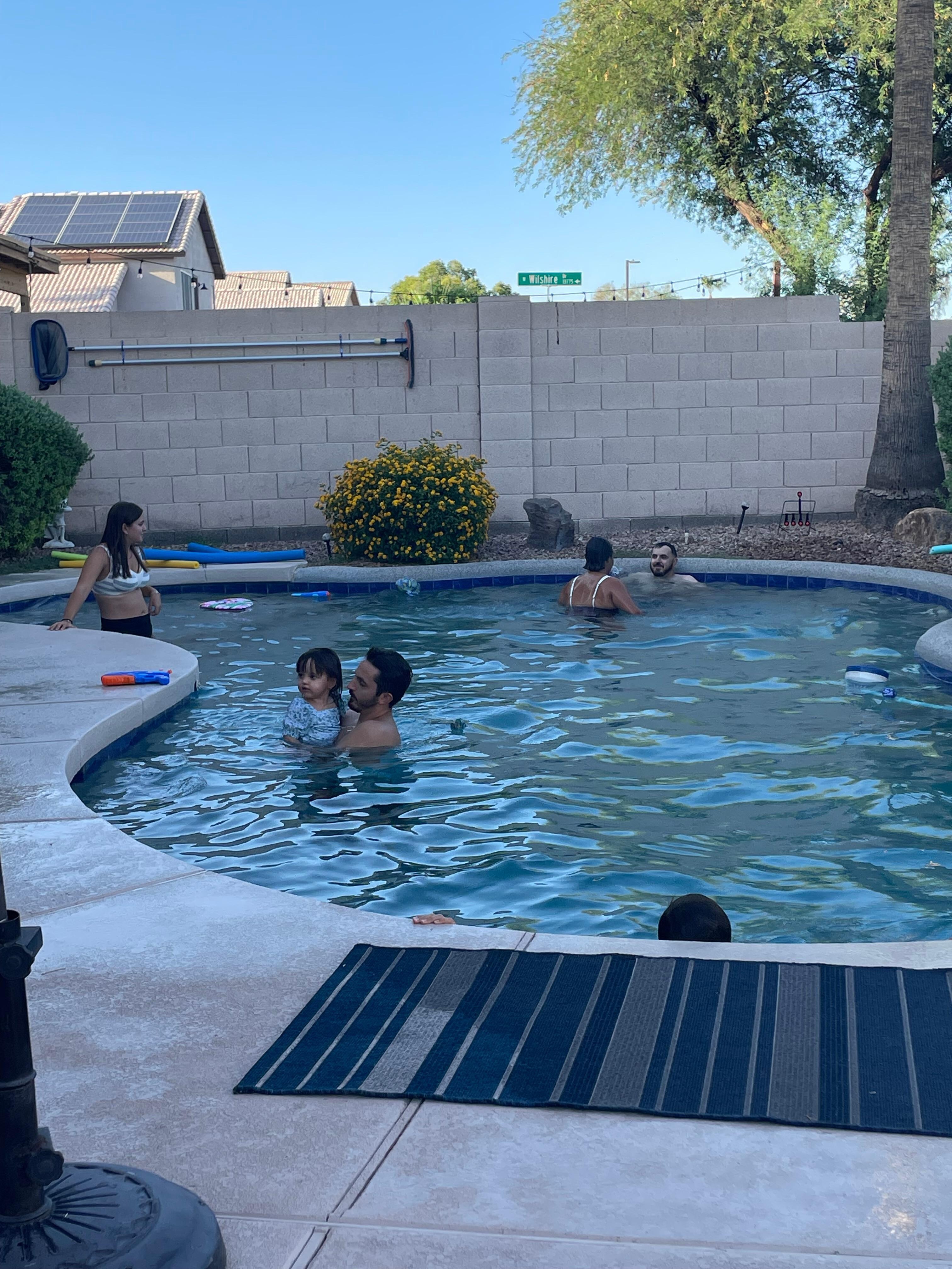 Wonderful pool area 