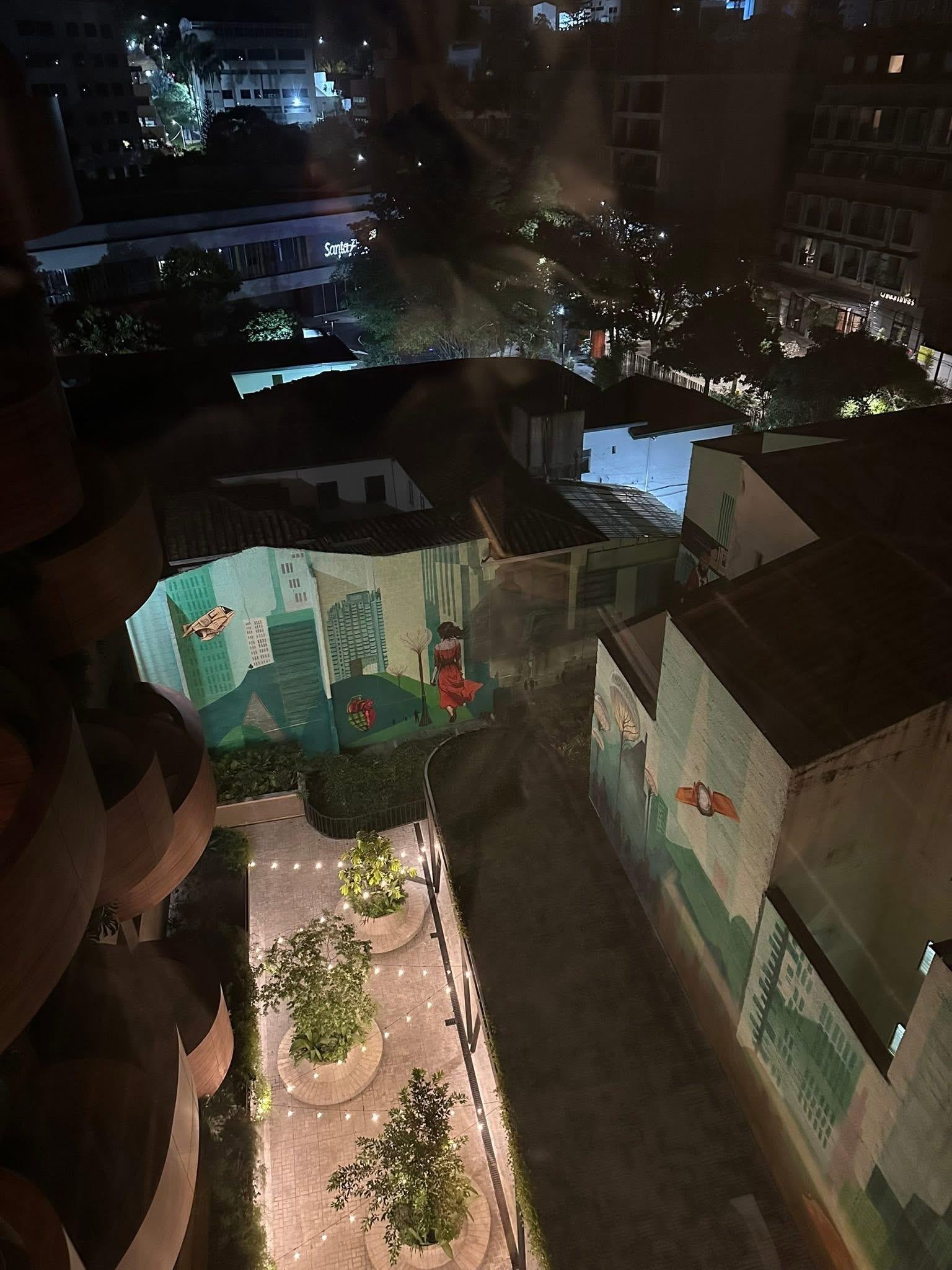 Vista al interior de los patios del Hotel 