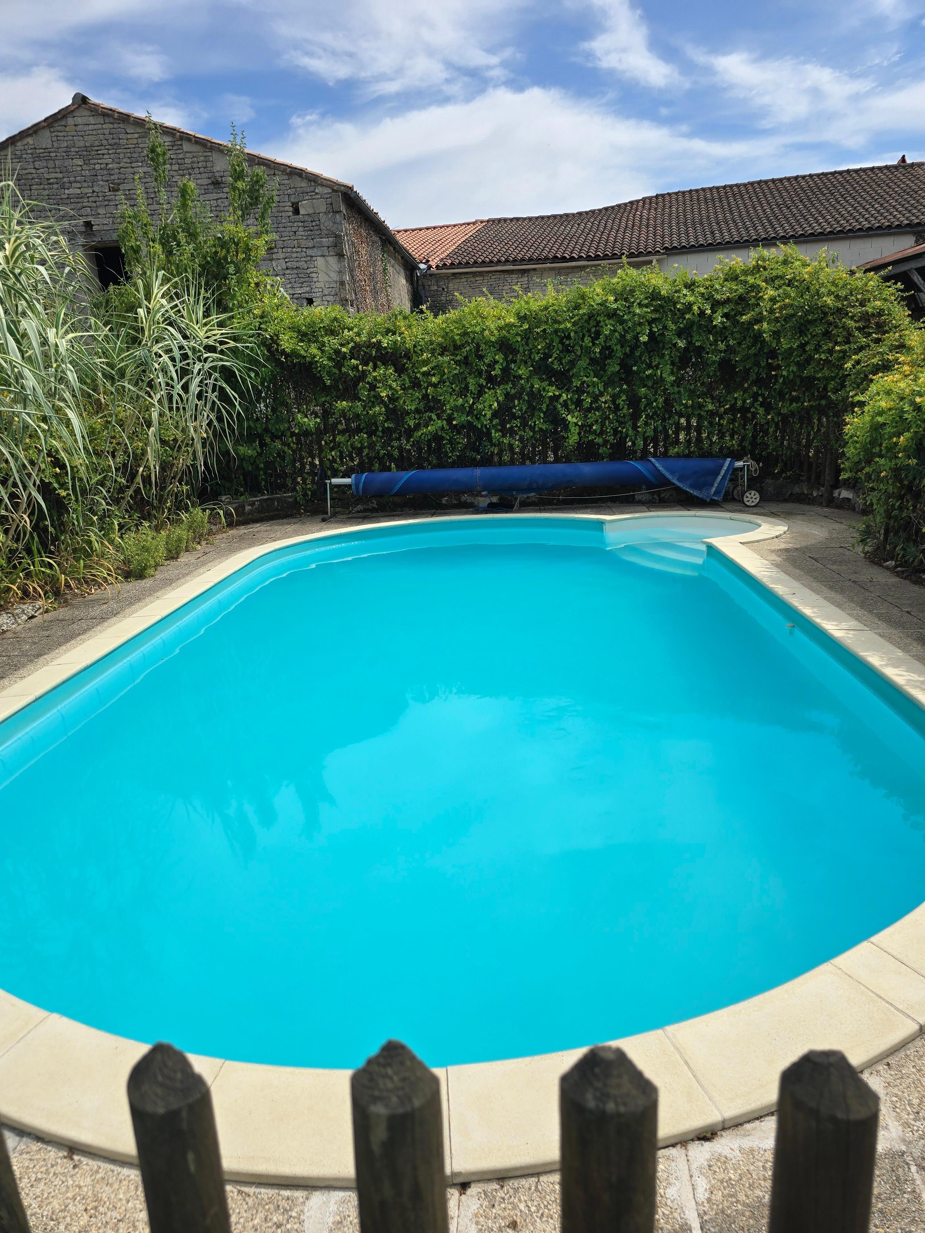 The lovely swimmingpool 