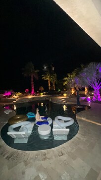 Pool side was beautiful and relaxing
