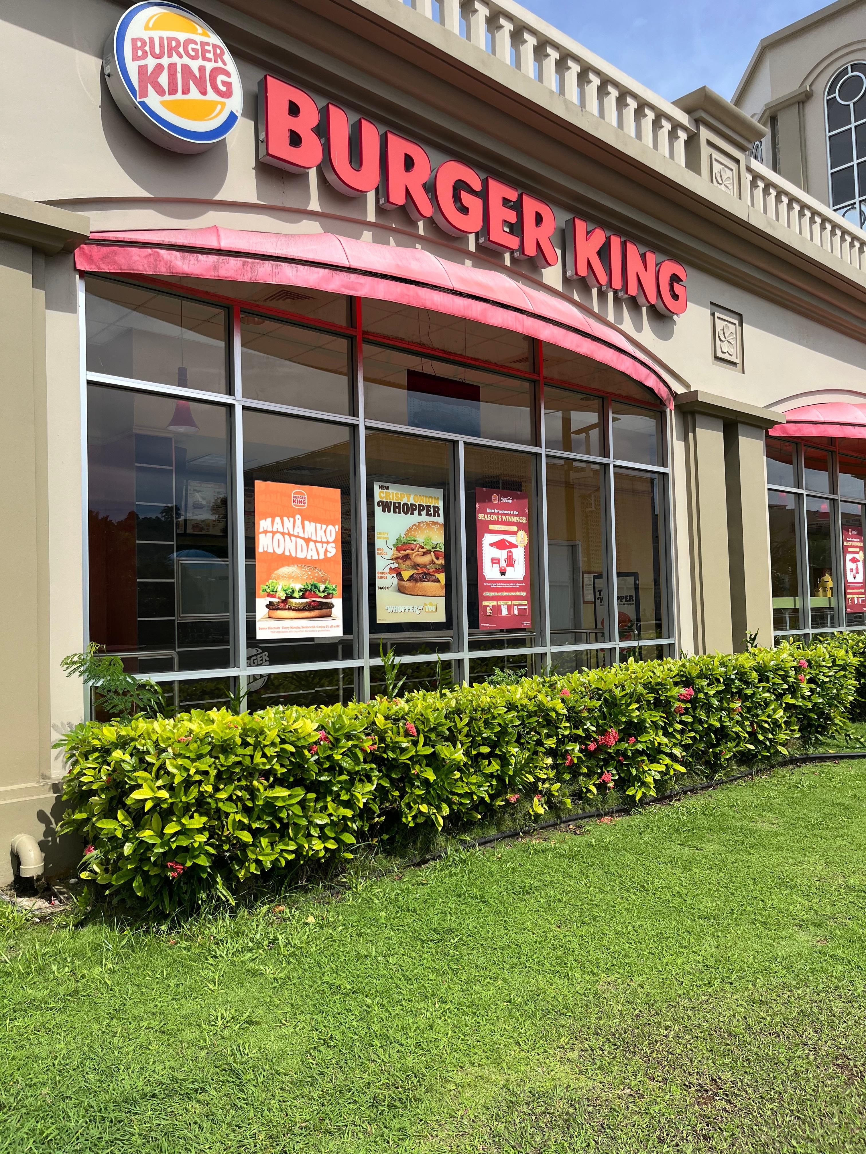 Walkable everything and safe around .