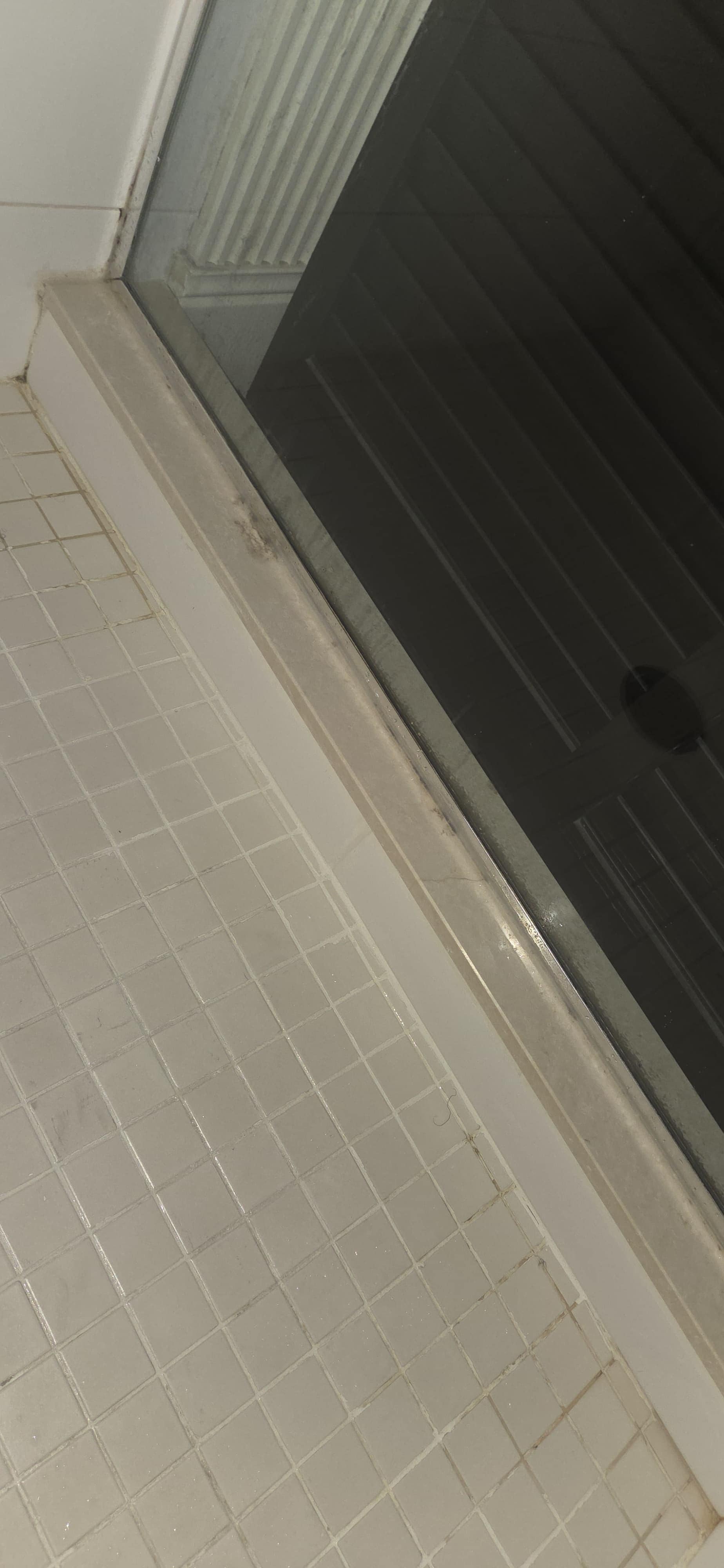 Potential mold in bathroom. 