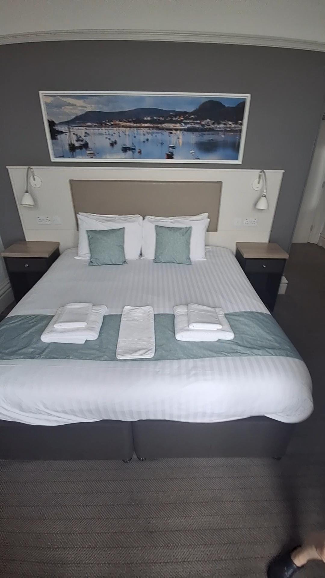Very comfortable bed