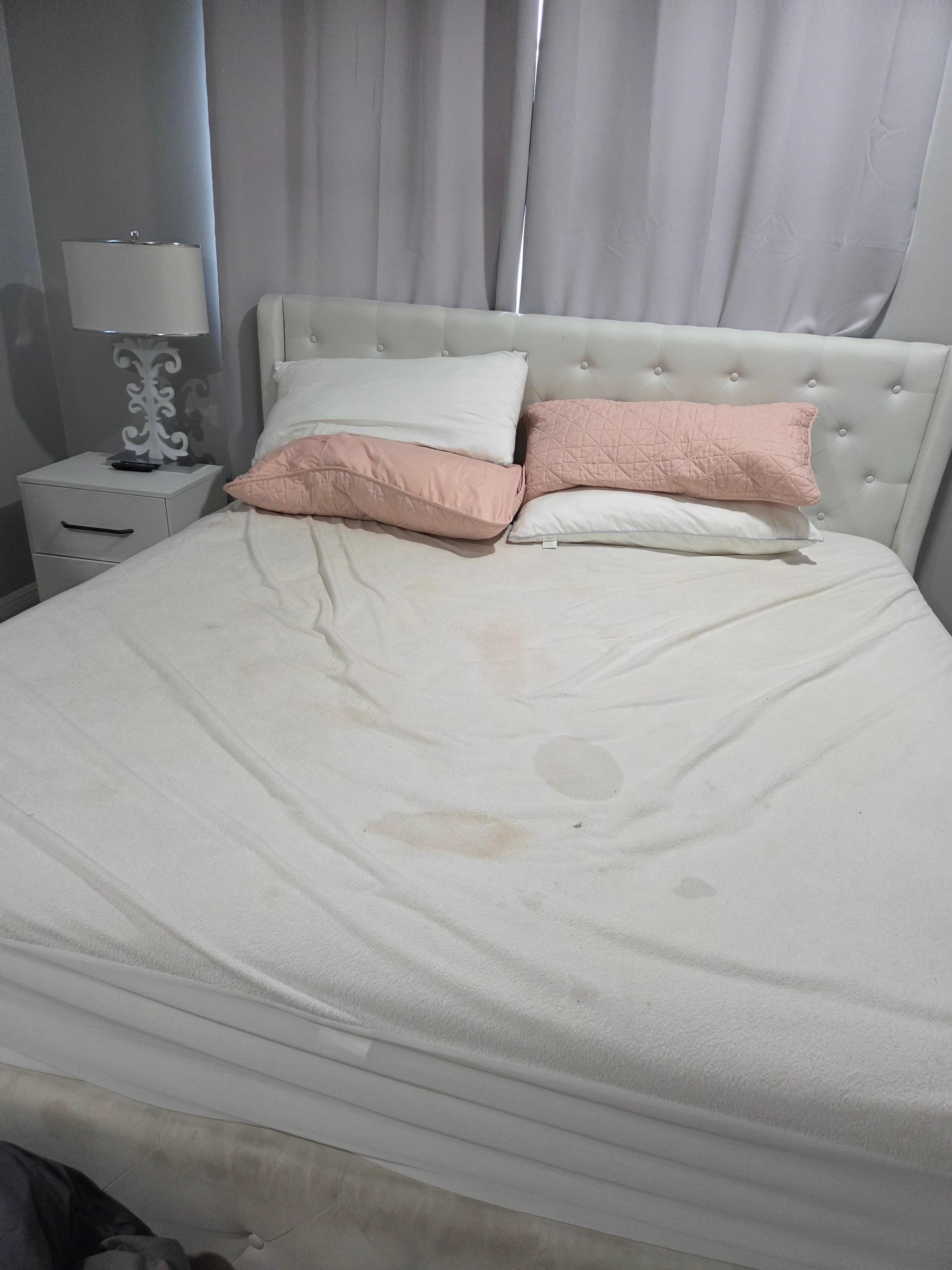 The sheets were unclean and repulsive.