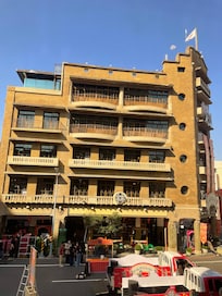 全台灣第一間百貨公司