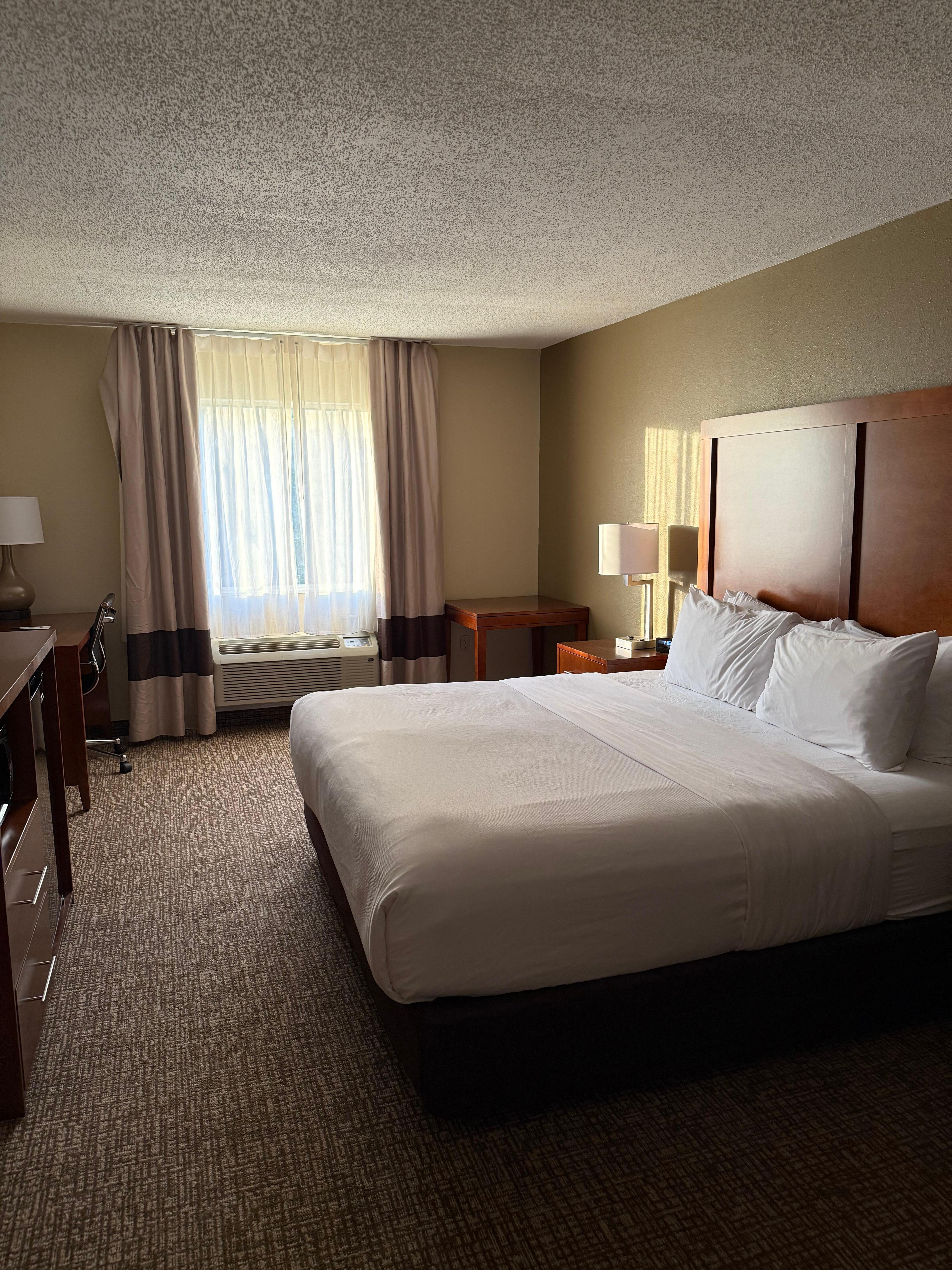 King size bed