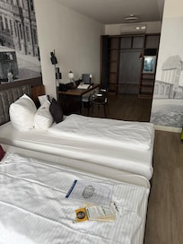 Zimmer 604