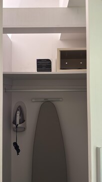 En una habitación no teníamos cafetera y en la otra si