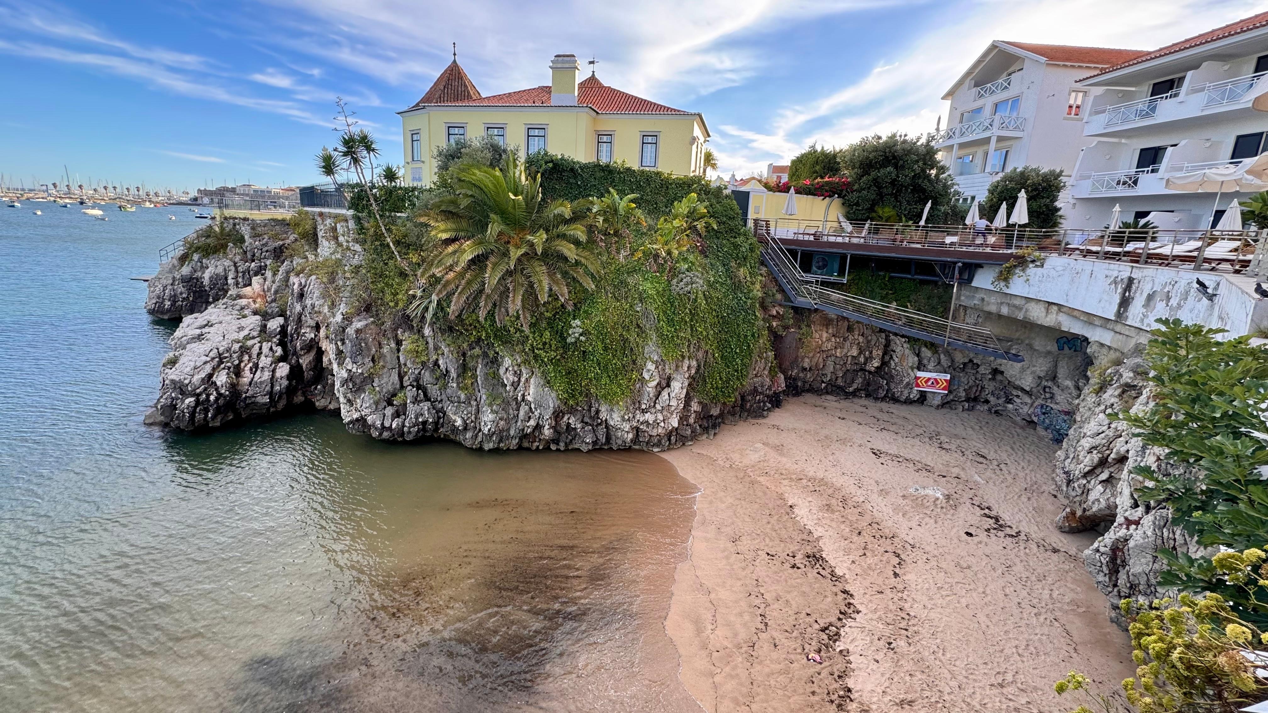 Une des Vues depuis la terrasse du bar 