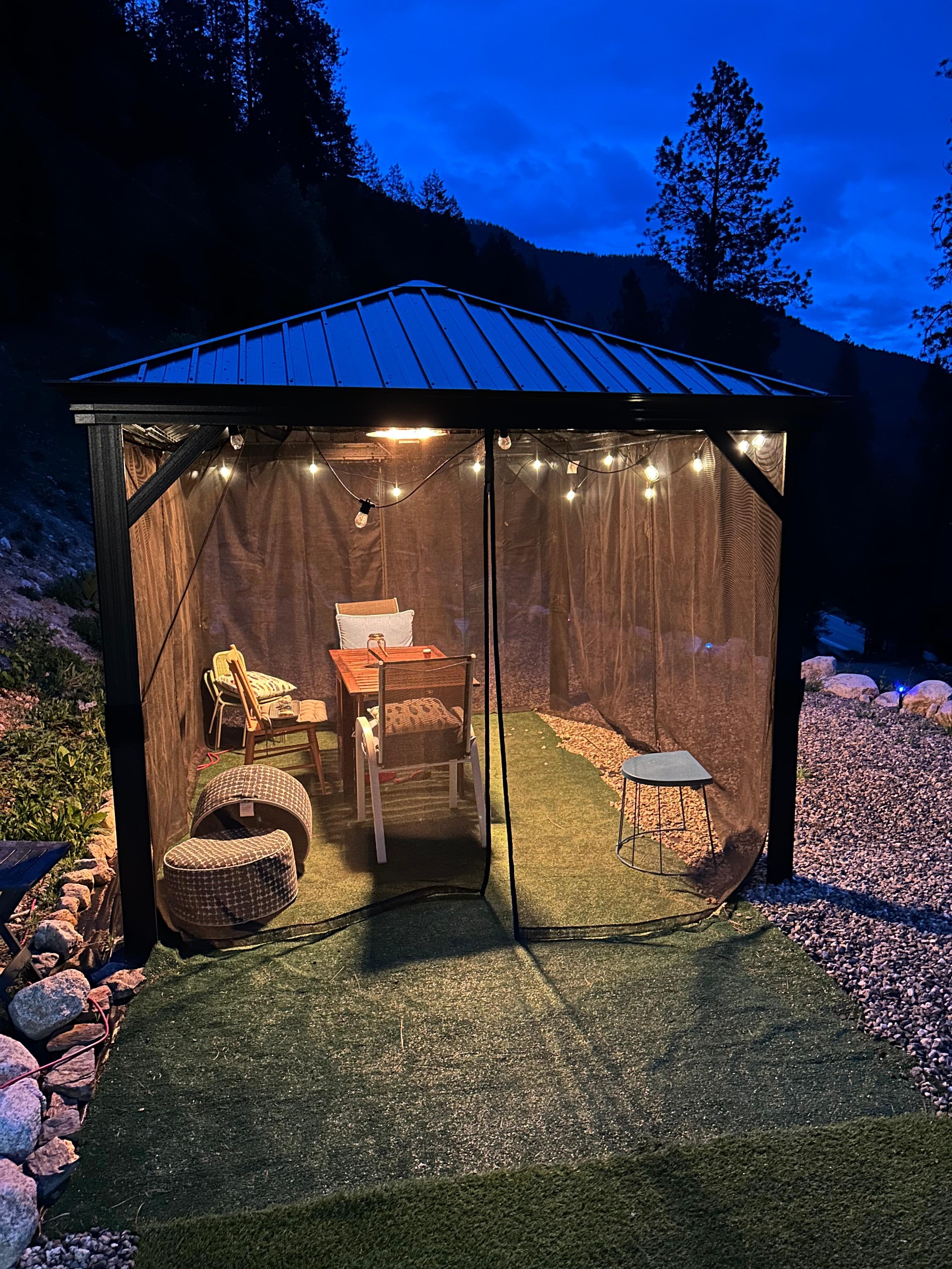 Eating tent
