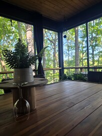 I could of stayed in here all day to relax and listened to nature but there was so much to see in the area