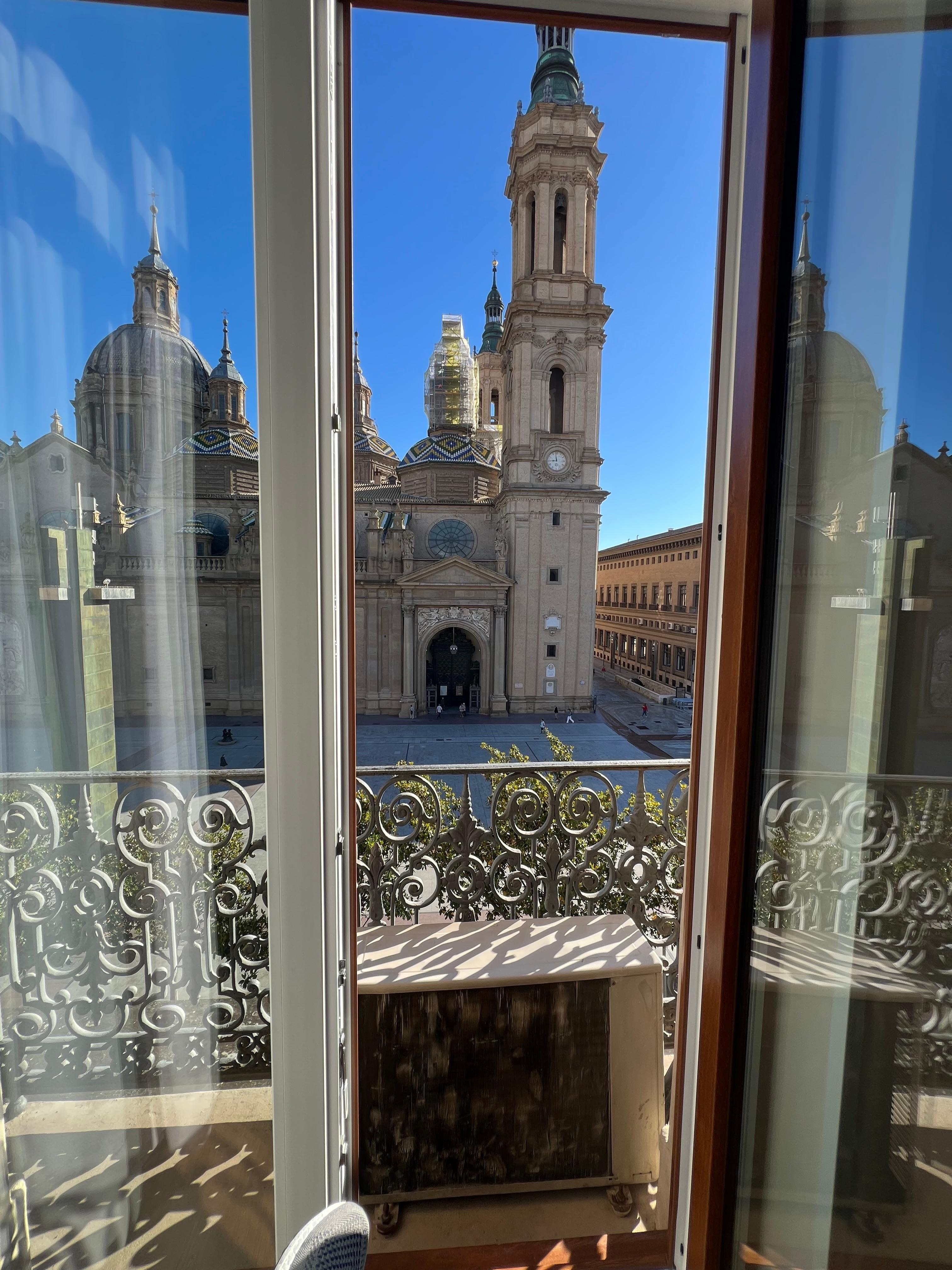 Your room is just adjacent to Basilica 