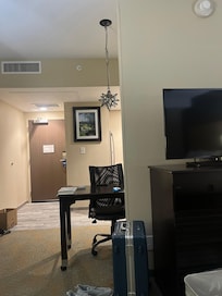 The kitchen was great to have- saved us lots of money and allowed us to eat more of what we need to eat in accordance with our dietary requirements.