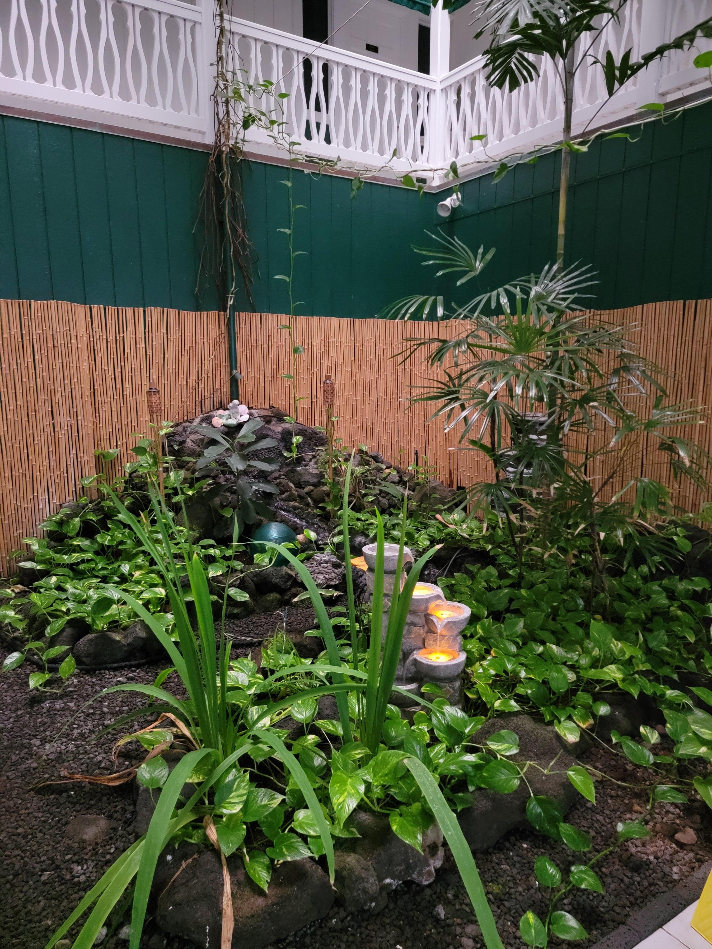 Common area at Big Island Retreat