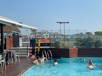 Pool auf der Dachterrasse