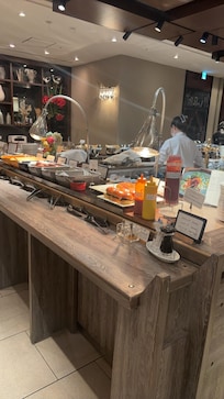 朝食もシンプルですが美味しかったです。