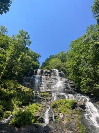 Great waterfall hikes
