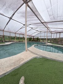 La piscina ( a quien le gusta un chapuzón al aire libre ?