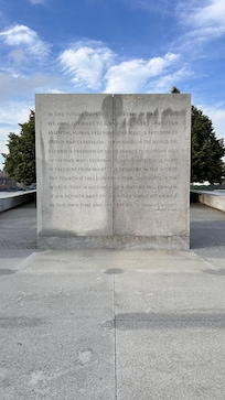 Roosevelt island park placard