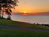 Lake Erie sunsets are the best I've seen including superior to Key West