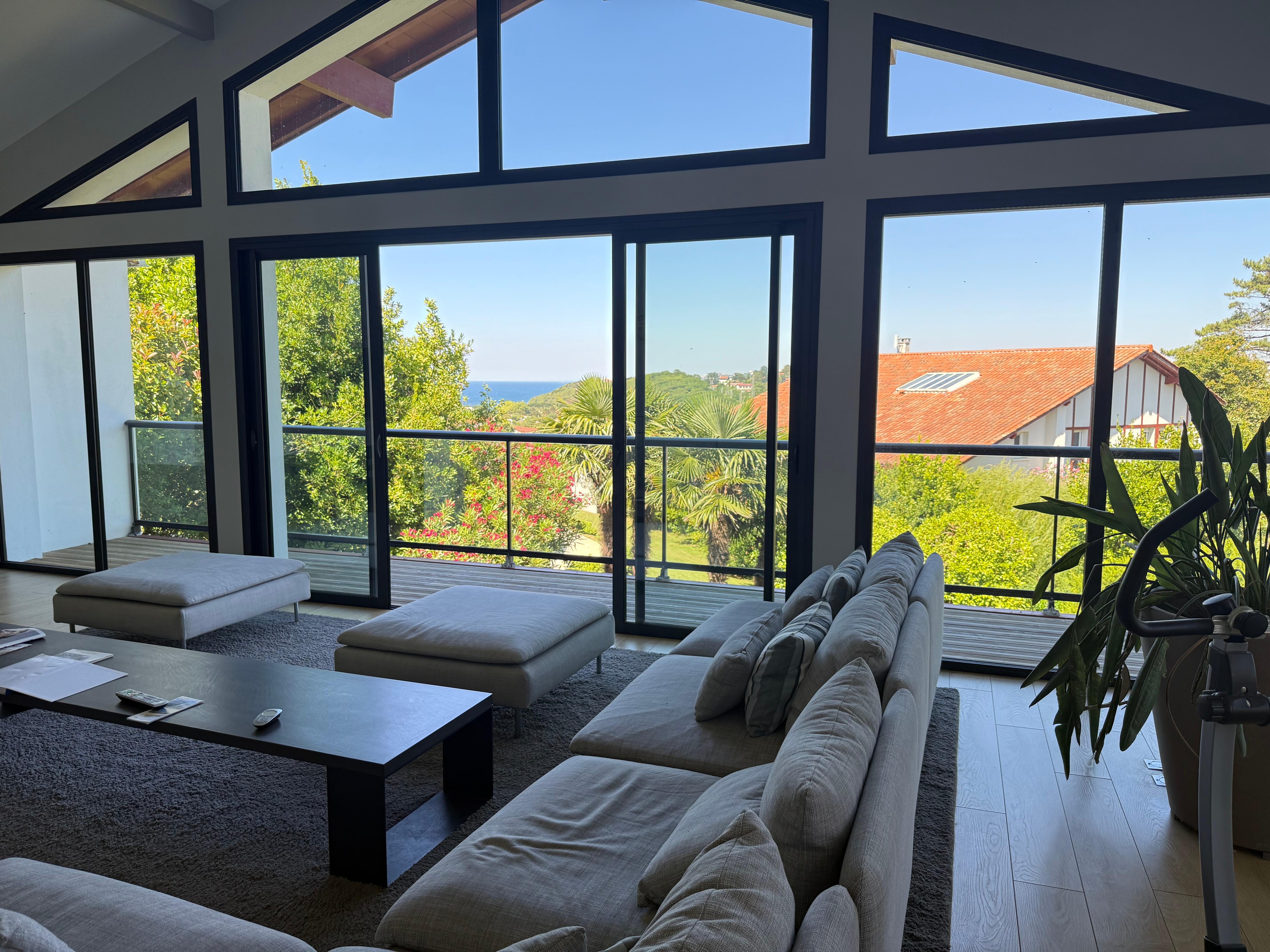 Geteiltes Wohnzimmer 