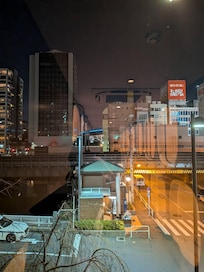東京ドーム近い
景色良し
周辺にコンビニ&飲食店有り