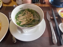 早餐吃到飽,其中的主食pho