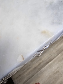 Jagged edges on counter cut my toddlers fingers