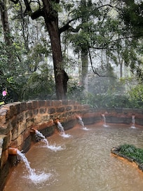 Thermal jacuzzi— amazing!