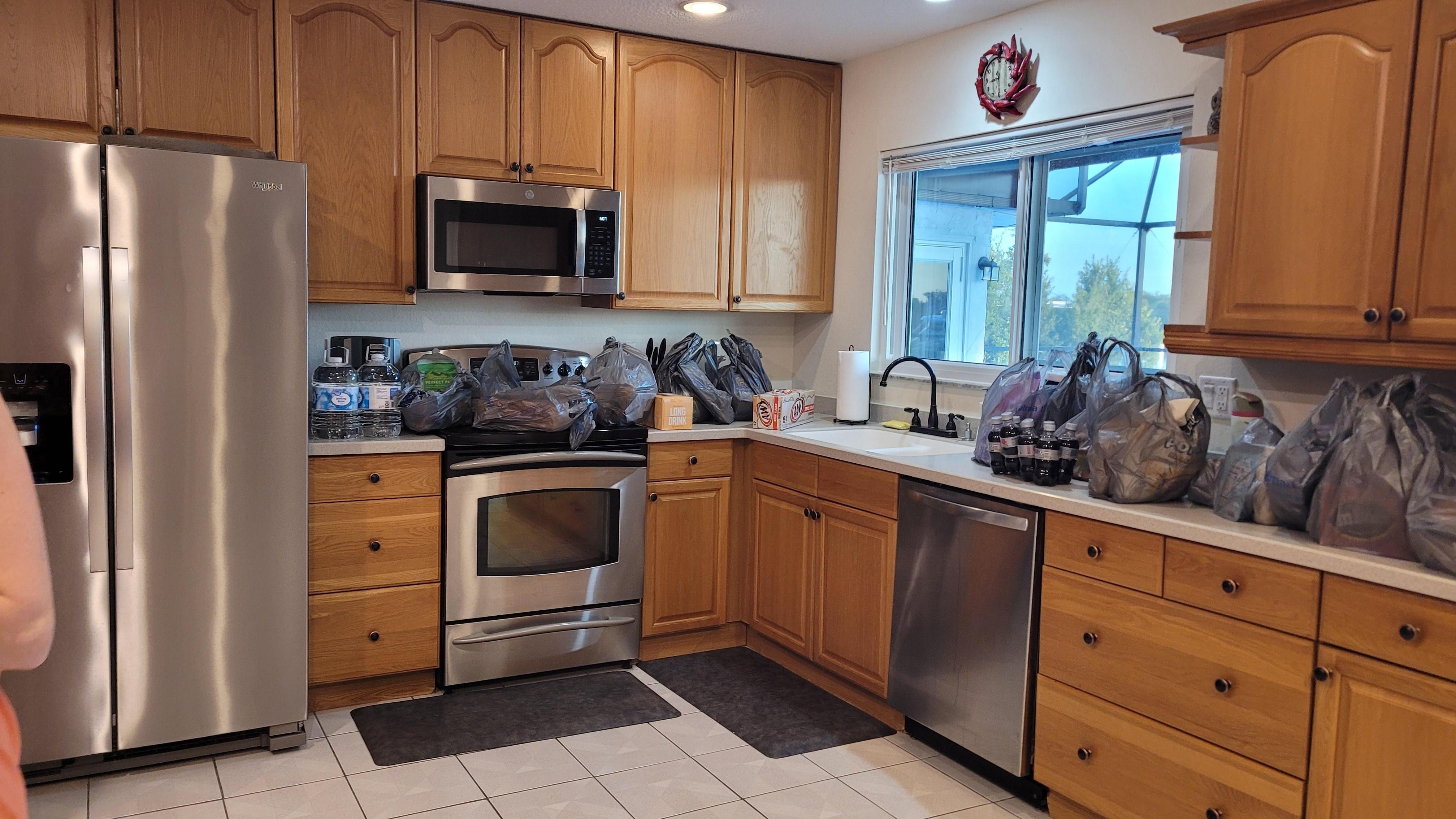 Kitchen after we arrive with food :)