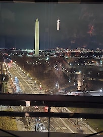 The view of the monument from the Vue