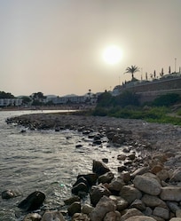 Cala Llonga am Abend
