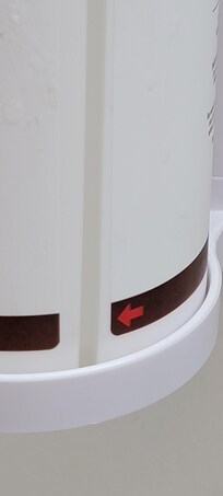 little window to show whats in there