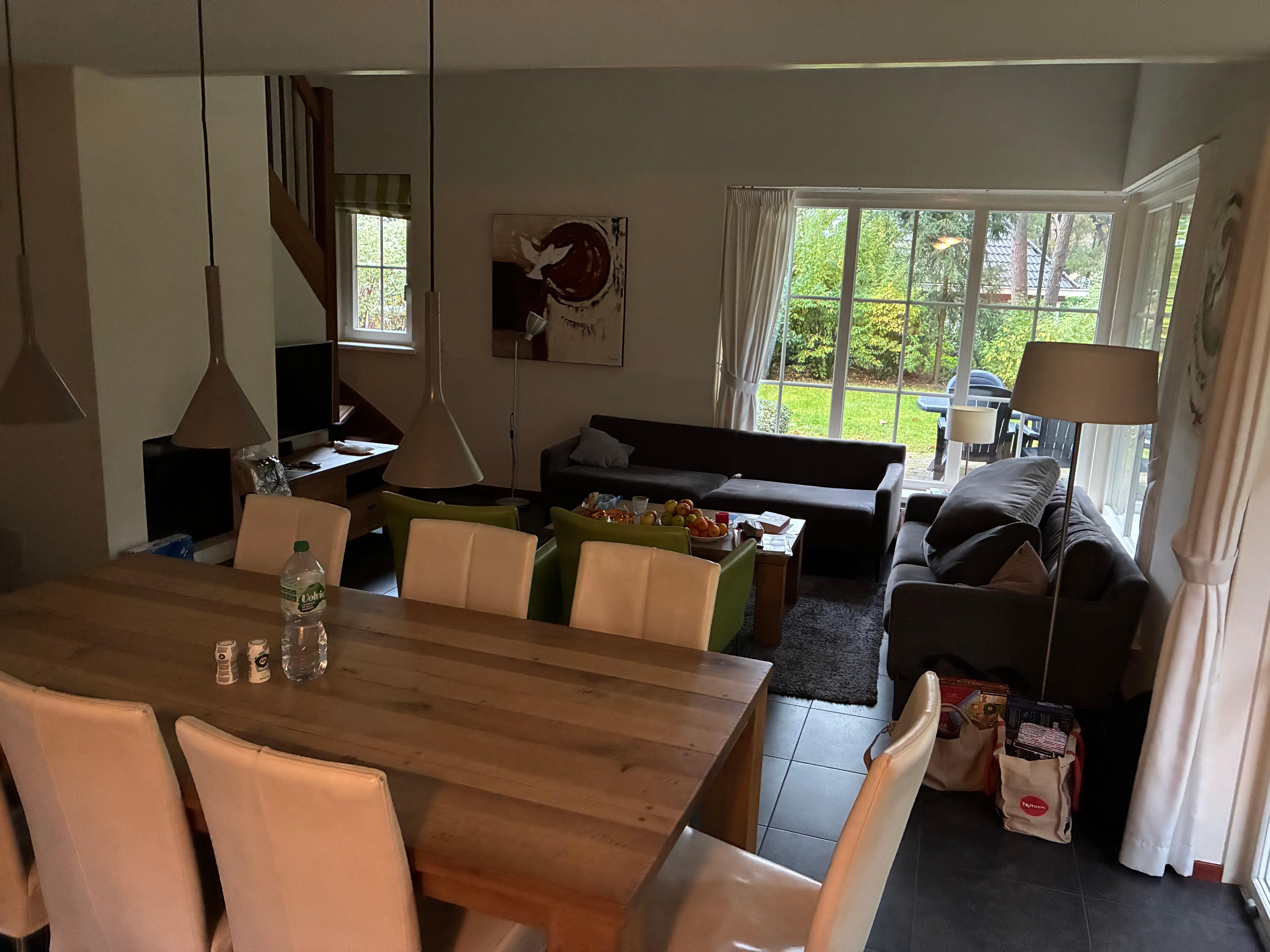 Esszimmer, Blick zum Wohnzimmer