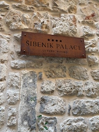 Path to hotel