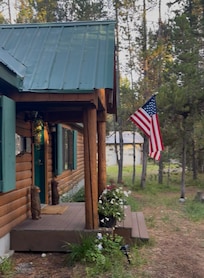 Side view of the cabin