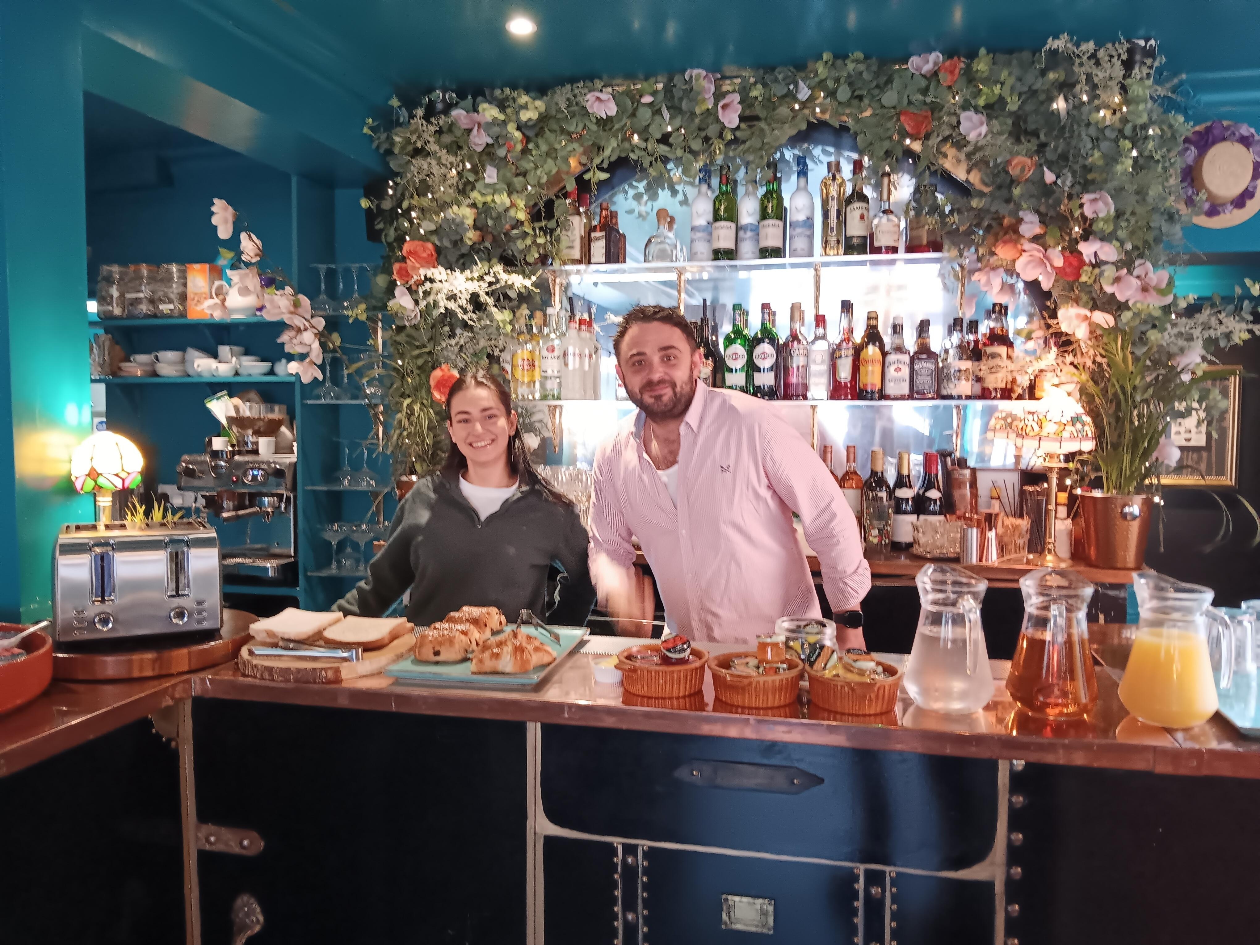 Excellent breakfast. Friendly hosts.