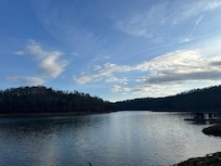 Picture perfect views of Norris Lake